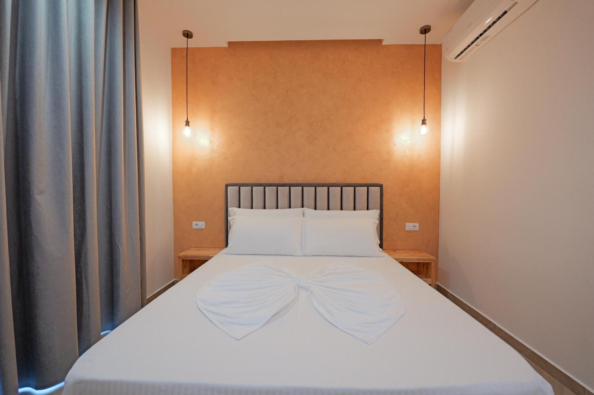 Villa Juna Beach Sarandë 外观 照片