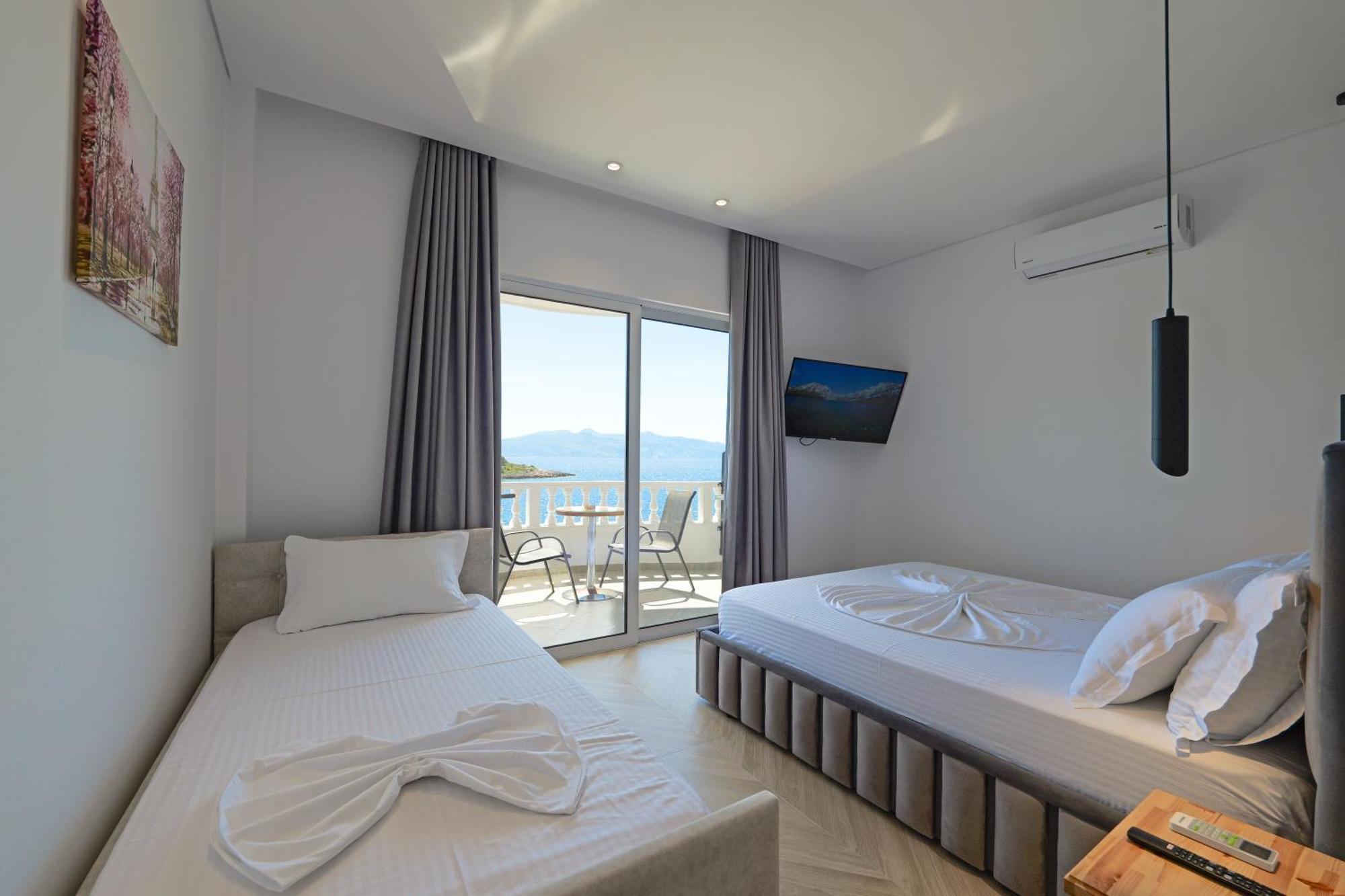 Villa Juna Beach Sarandë 外观 照片